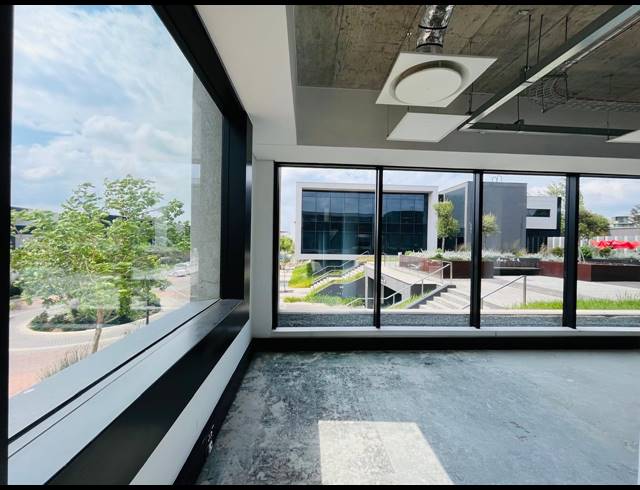 389M² OFFICE TO LET IN WATERFALL